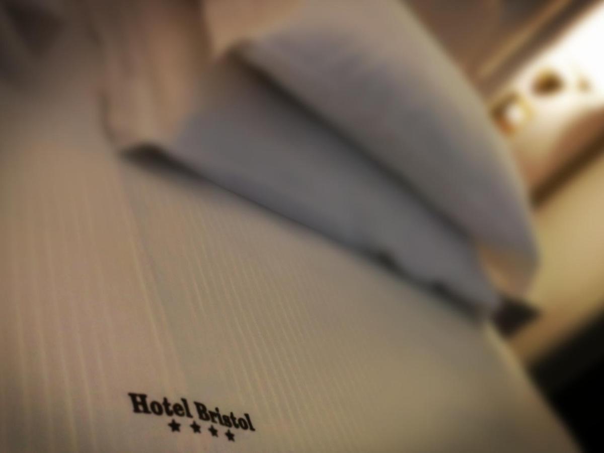 Hotel Bristol Bellaria-Igea Marina Exterior foto